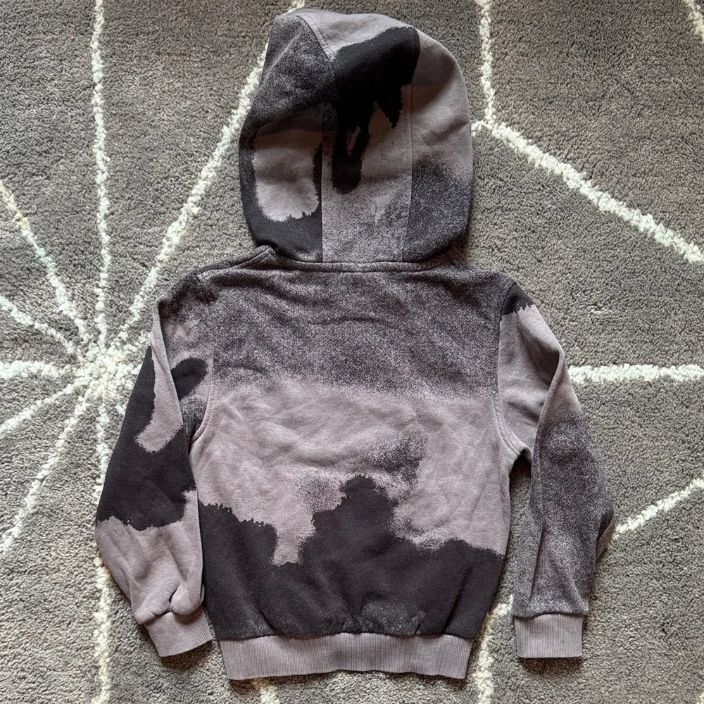 Nike hoodie size